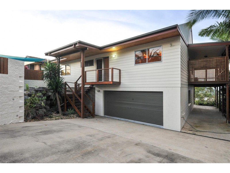 19 Panoramic Court, Cannonvale QLD 4802