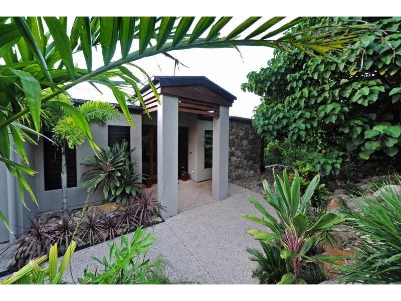 13 Stonehaven Court, Airlie Beach QLD 4802
