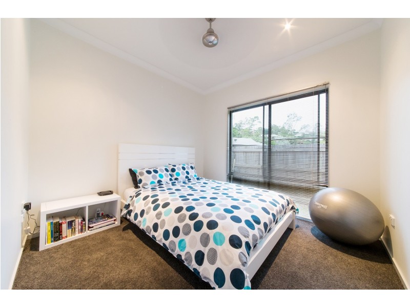 10 Jonquill Court, Cannonvale QLD 4802