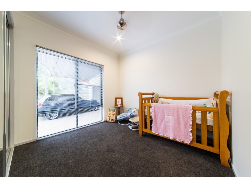 10 Jonquill Court, Cannonvale QLD 4802