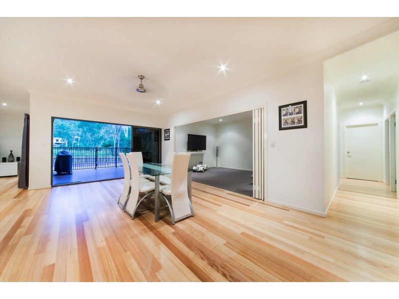 10 Jonquill Court, Cannonvale QLD 4802