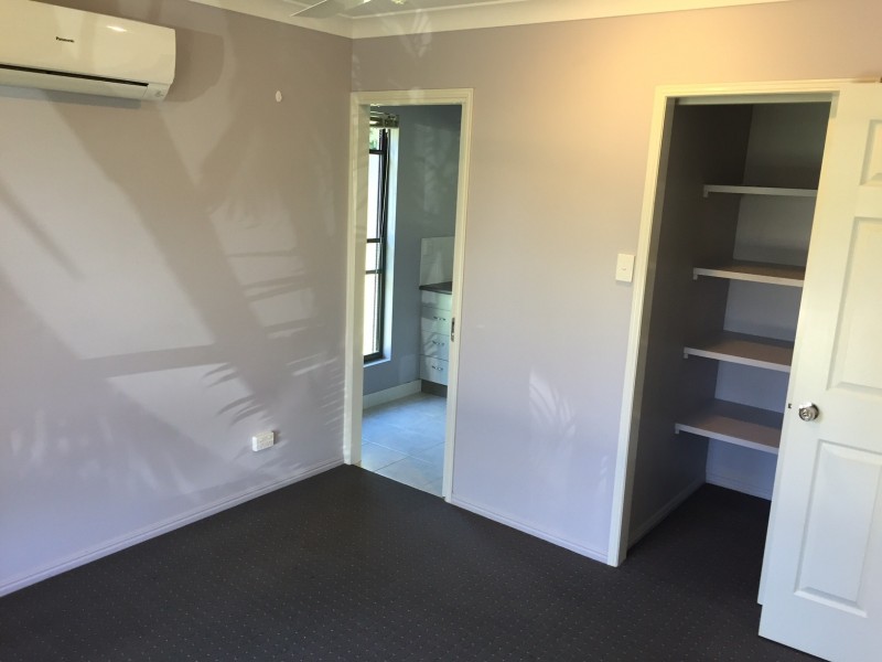 2/14 Banksia Court, Cannonvale QLD 4802