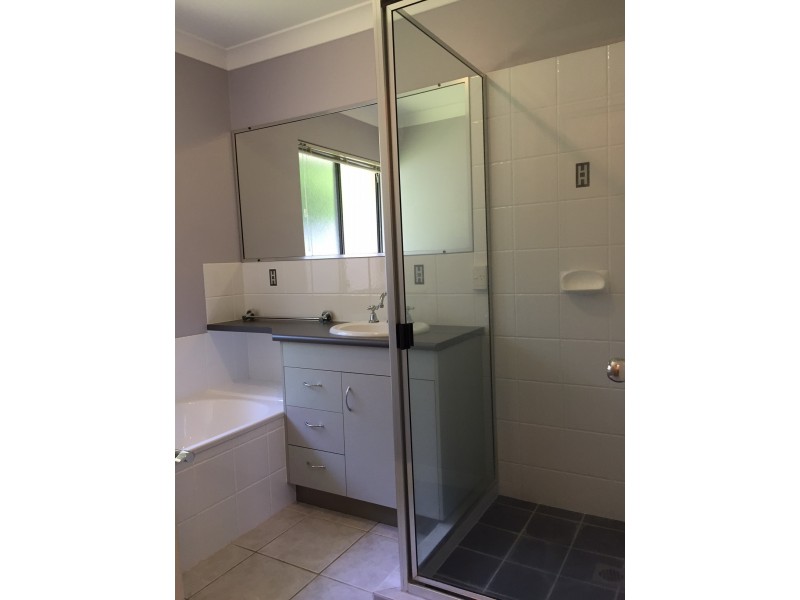 2/14 Banksia Court, Cannonvale QLD 4802