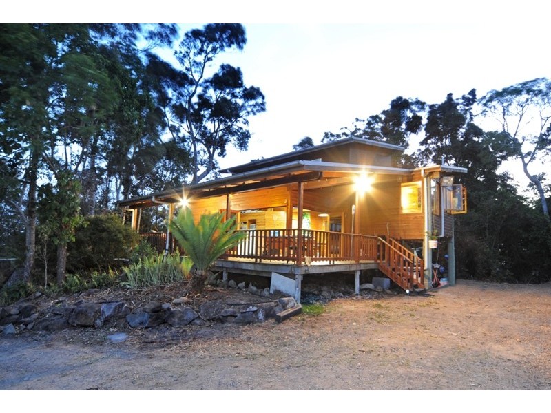 129 Staniland Drive, Strathdickie QLD 4800