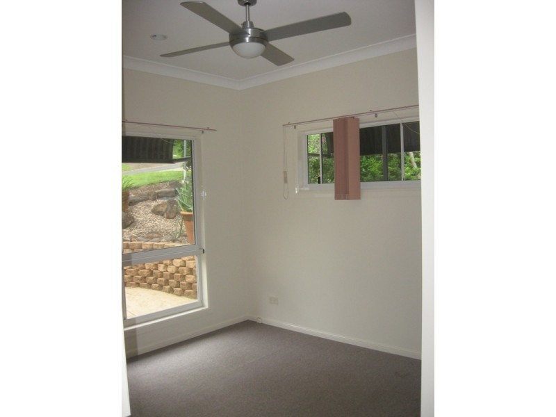 10 Country Road, Cannonvale QLD 4802