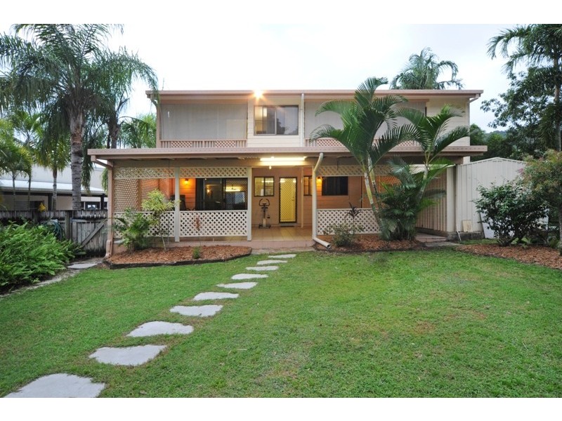 20 Illawong Street, Cannonvale QLD 4802