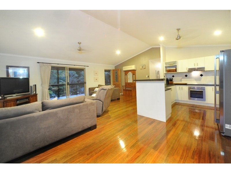 1 Totem Trail, Jubilee Pocket QLD 4802
