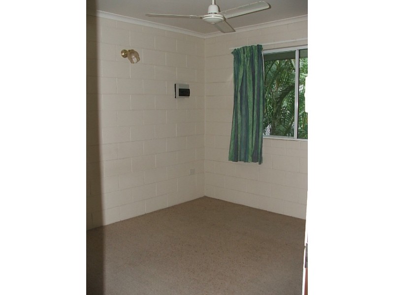10/14 Island Drive, Cannonvale QLD 4802