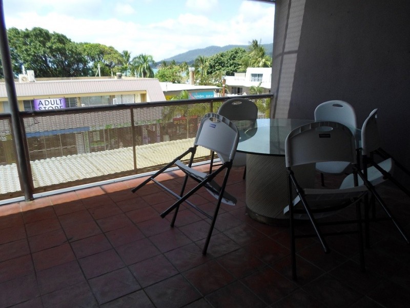 2/348 Shute Harbour Road, Airlie Beach QLD 4802