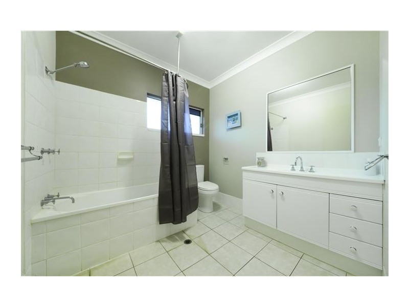 26/24 Pandanus Drive, Cannonvale QLD 4802