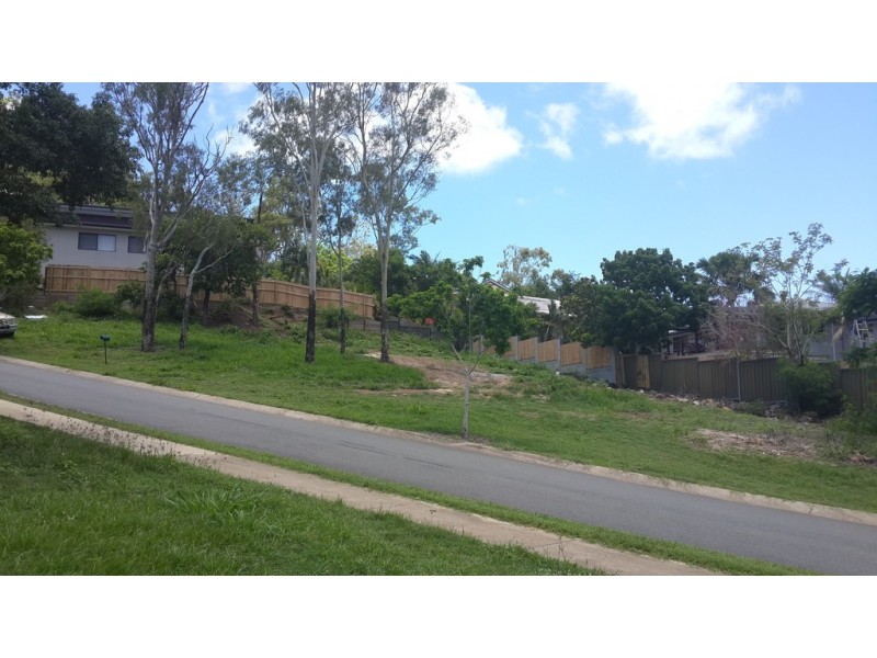 6 Beth Court, Cannonvale QLD 4802