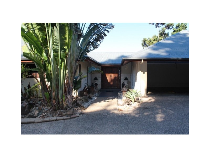 257 Paluma Road, Cannonvale QLD 4802