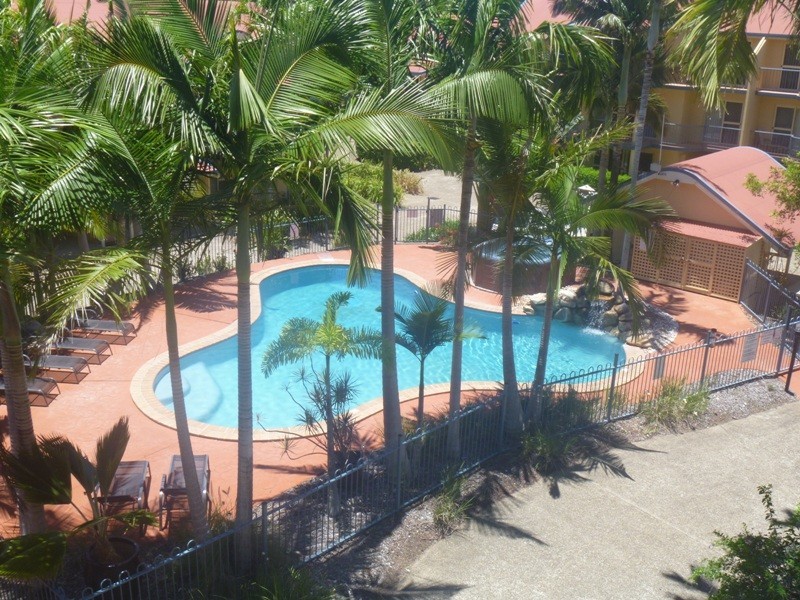 25/24 Beach Road, Cannonvale QLD 4802