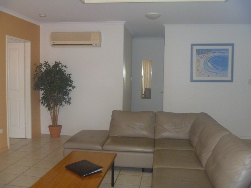 25/24 Beach Road, Cannonvale QLD 4802