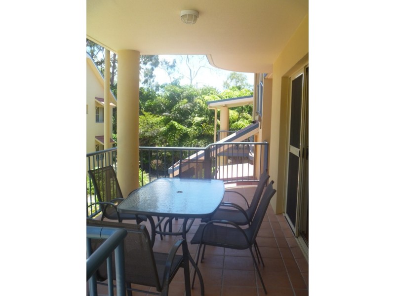 6/24 Beach Road, Cannonvale QLD 4802