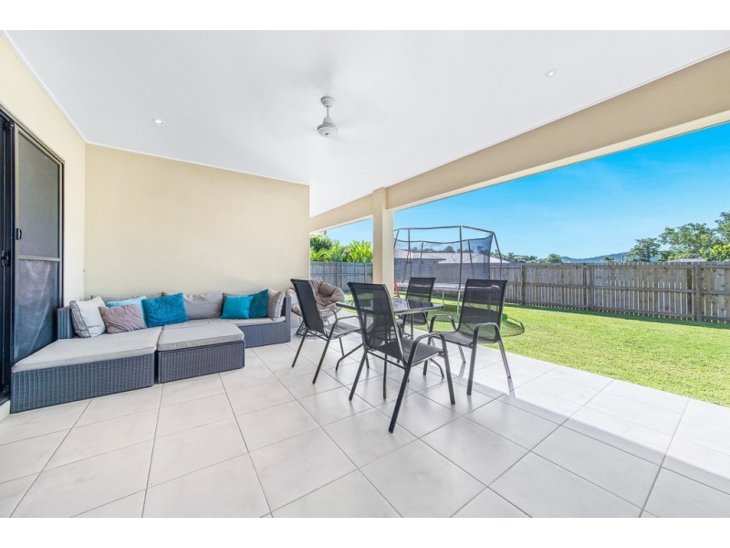 5 Twin Creek Court, Cannonvale QLD 4802