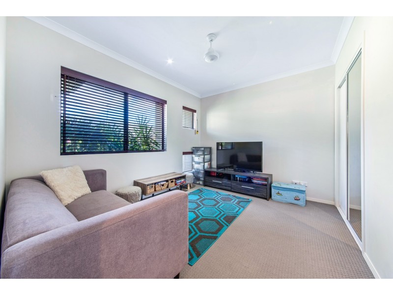 5 Twin Creek Court, Cannonvale QLD 4802