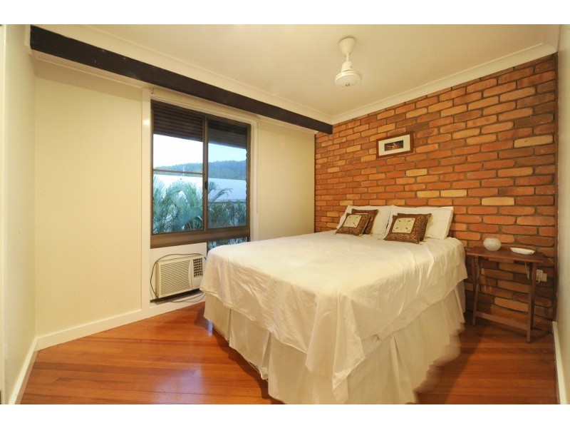 3/3 Beach Road, Cannonvale QLD 4802