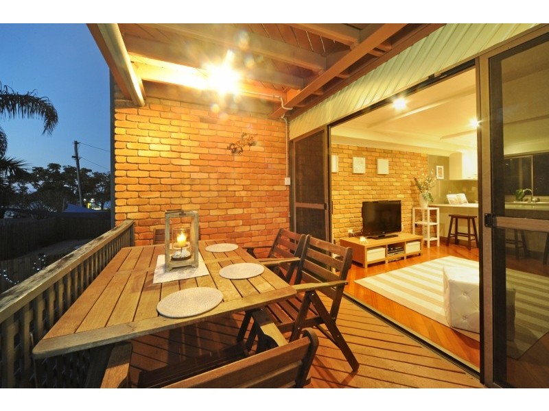3/3 Beach Road, Cannonvale QLD 4802