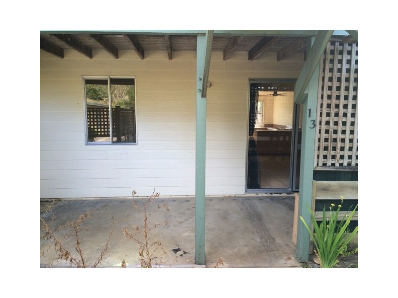 13/6 St Martins Lane, Cannonvale QLD 4802