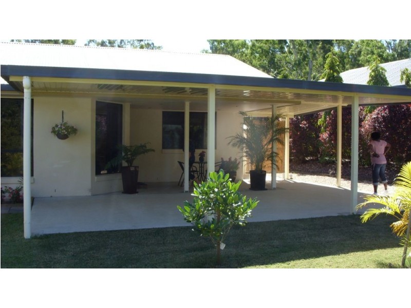28 Links Road, Cannonvale QLD 4802