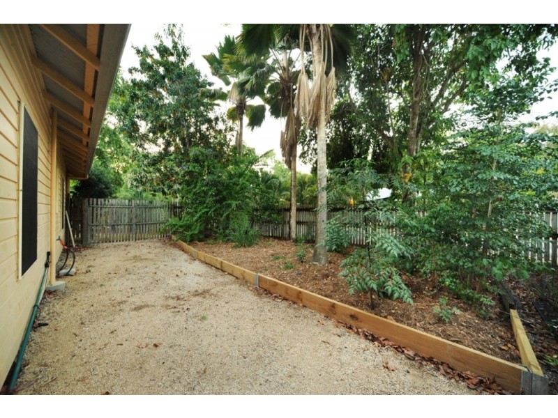 2 Tiki Lane, Jubilee Pocket QLD 4802