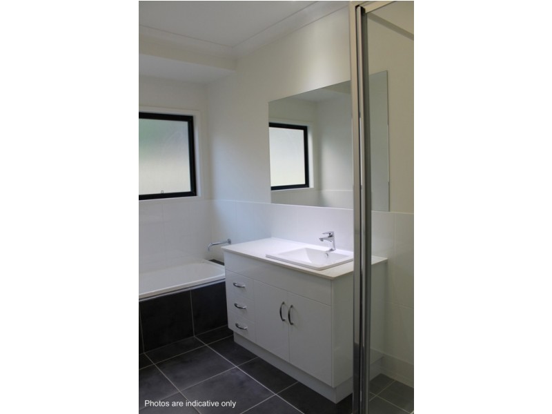 15 Border Drive, Cannonvale QLD 4802
