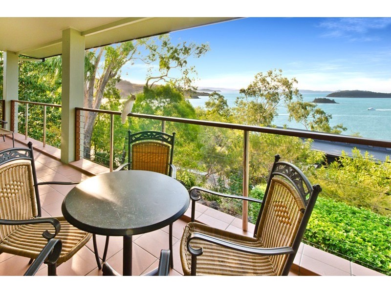 2 Compass Pt 4 Acacia Drive, Hamilton Island QLD 4803