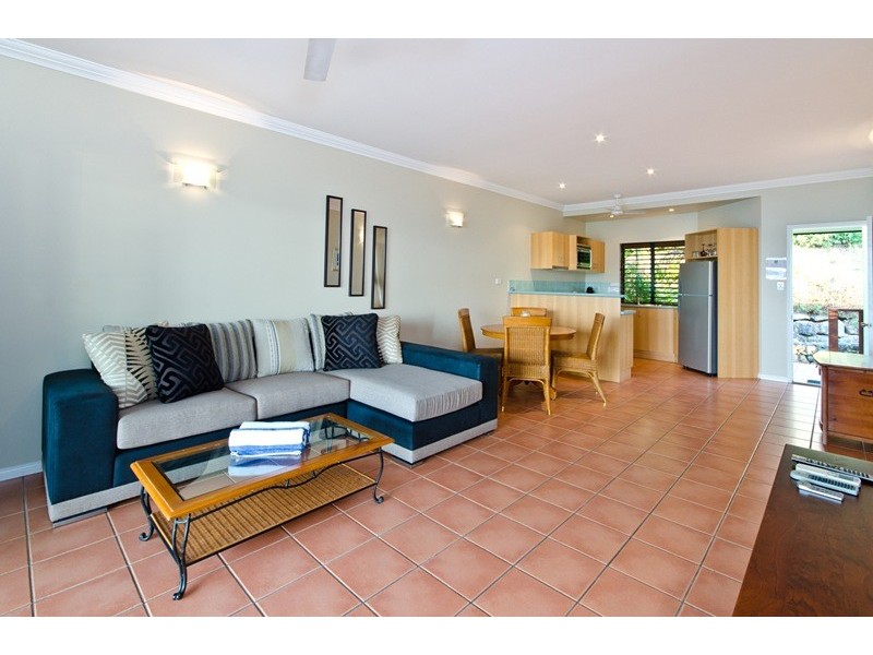 2 Compass Pt 4 Acacia Drive, Hamilton Island QLD 4803