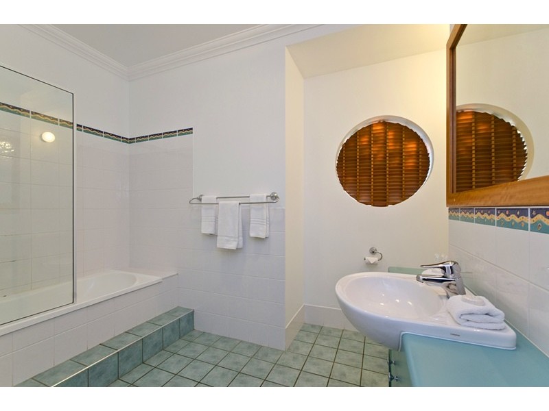 2 Compass Pt 4 Acacia Drive, Hamilton Island QLD 4803