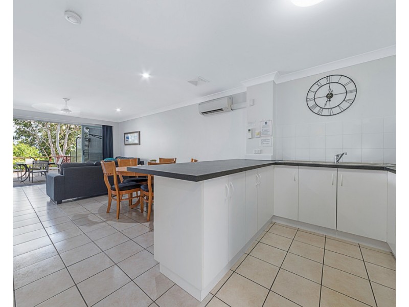 10/3 Banksia Court, Sunset Waters, Hamilton Island QLD 4803