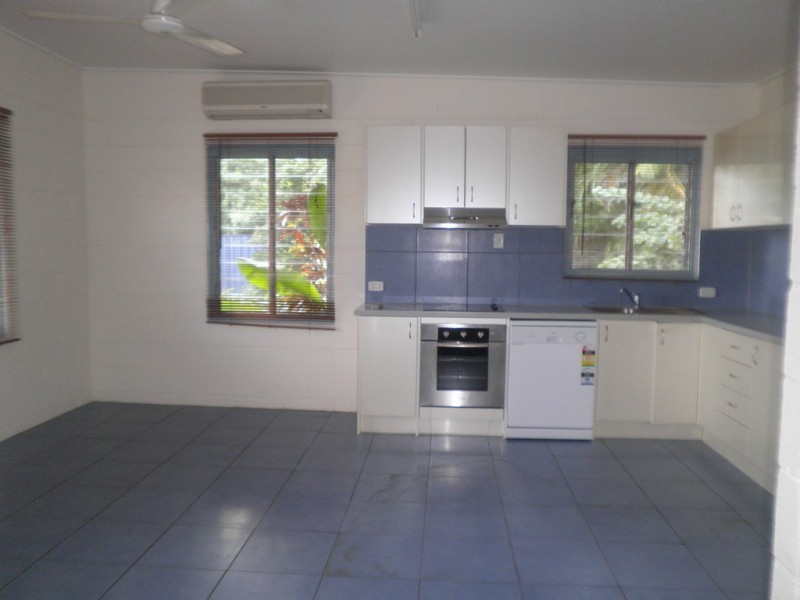 7 William Close, Cannonvale QLD 4802