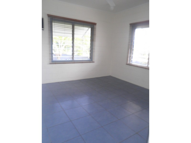 7 William Close, Cannonvale QLD 4802