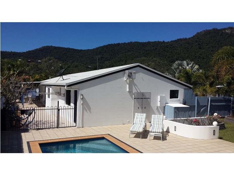 7 Shelley Close, Cannonvale QLD 4802
