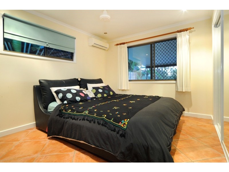 7 Adina Street, Cannonvale QLD 4802