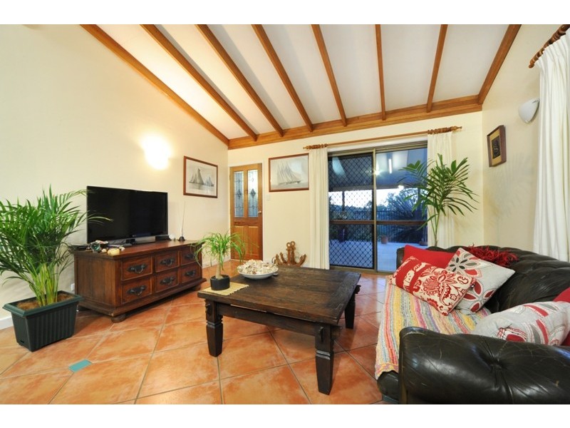 7 Adina Street, Cannonvale QLD 4802