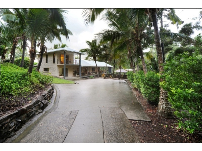 16 Hibiscus Road, Cannon Valley QLD 4800