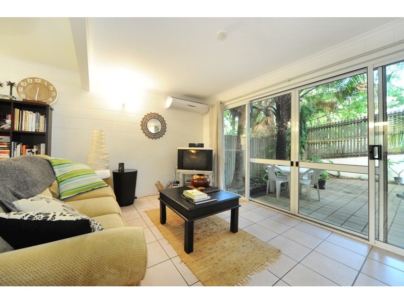 7/5 Coral Quays Eshelby Drive, Cannonvale QLD 4802