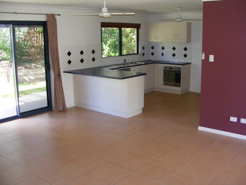 26 Banksia Court, Cannonvale QLD 4802