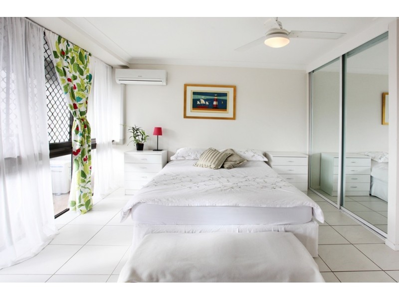 16/2 Eshelby Drive, Cannonvale QLD 4802