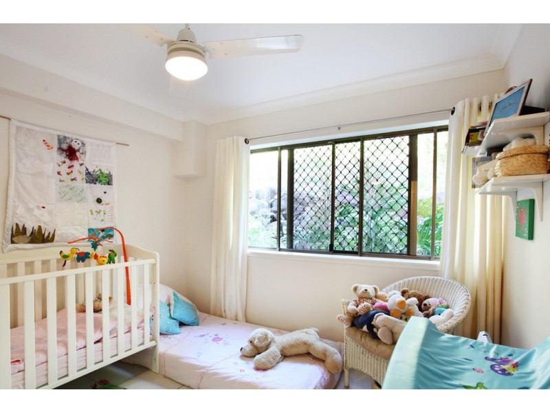 16/2 Eshelby Drive, Cannonvale QLD 4802