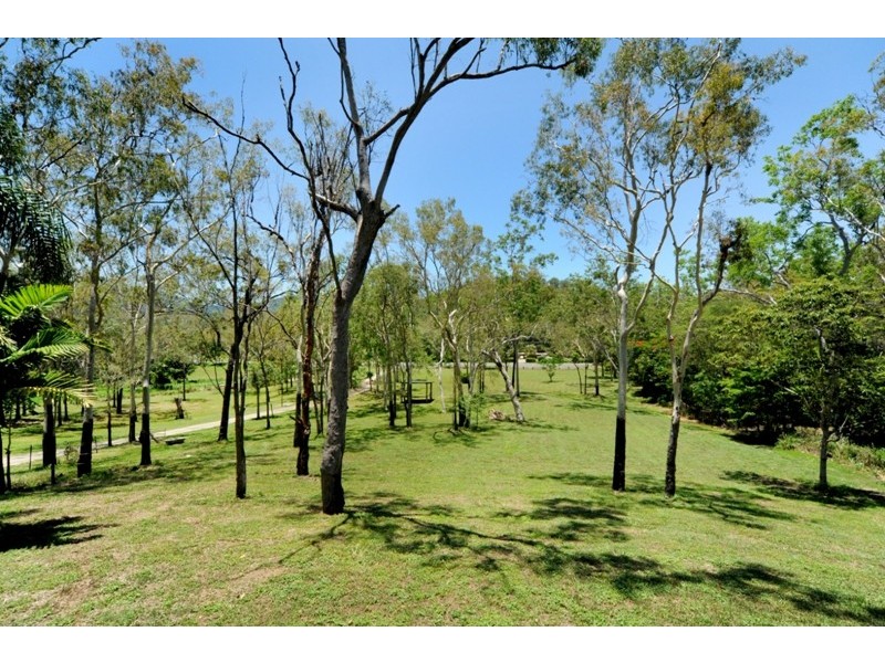 152 Paluma Road, Cannonvale QLD 4802