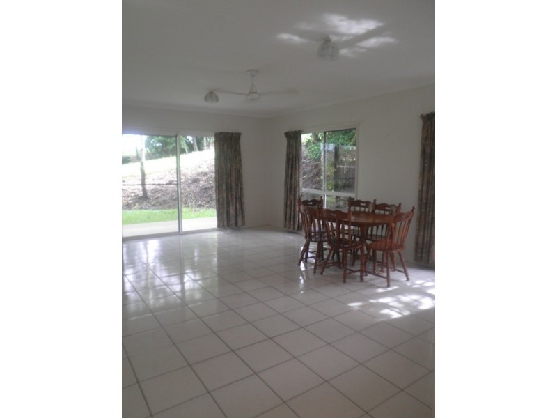 3/17 Macarthur Drive, Cannonvale QLD 4802