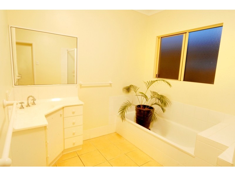 9 Wahoo Court, Jubilee Pocket QLD 4802