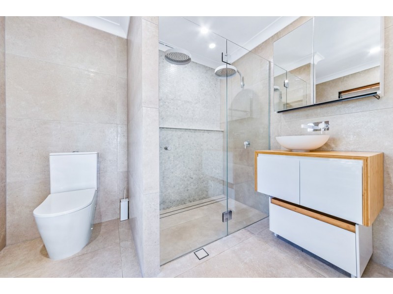 18 Wills Court, Cannonvale QLD 4802