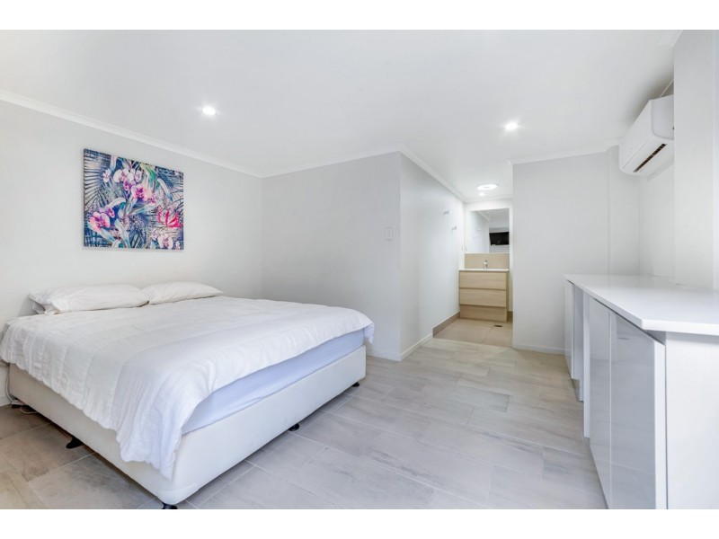 18 Wills Court, Cannonvale QLD 4802