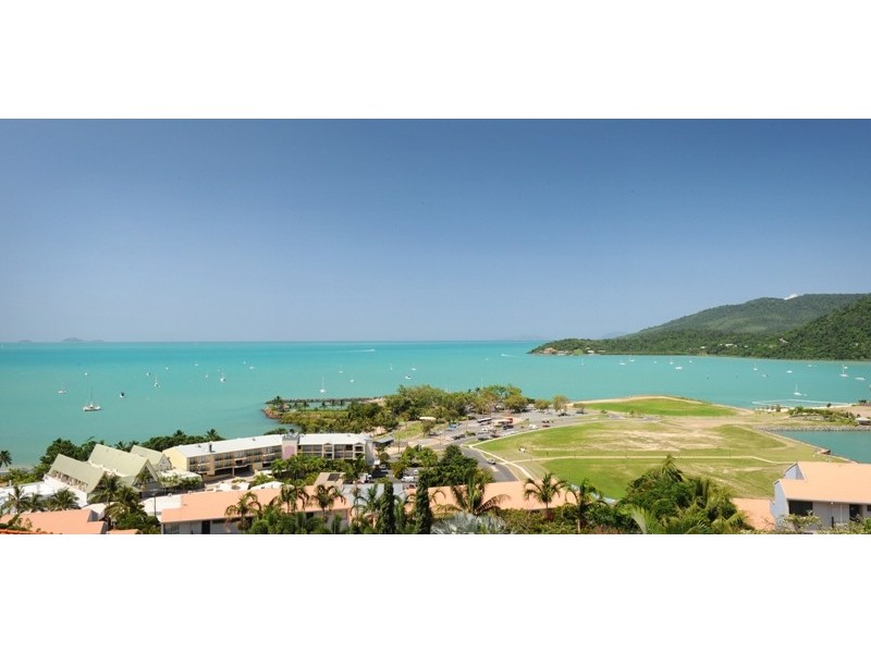 8/12 – 14 Golden Orchid Drive, Airlie Beach QLD 4802