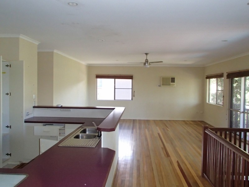 22 Panoramic Court, Cannonvale QLD 4802