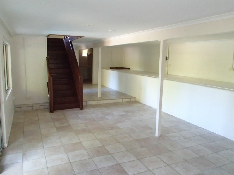 22 Panoramic Court, Cannonvale QLD 4802