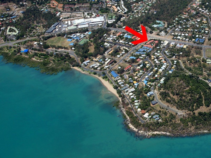 22/24 Beach Road, Cannonvale QLD 4802